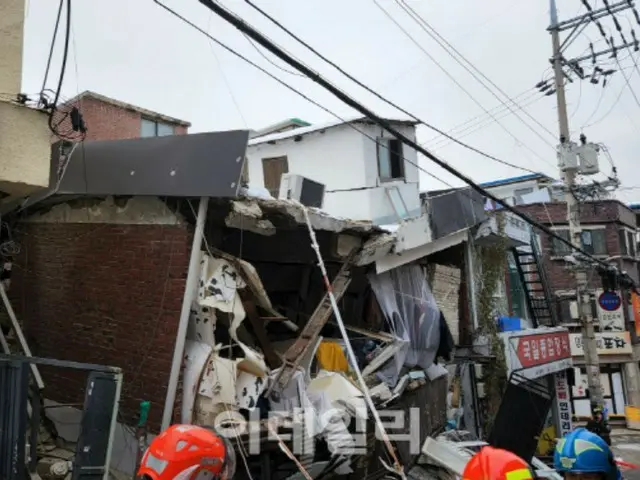 記録的大雪、城南では築50年の住宅崩壊＝韓国