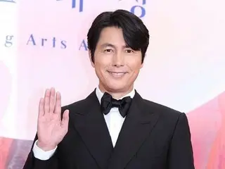 Apakah aktor Jung Woo Sung kehilangan senyumnya karena “skandal anak di luar nikah”? Muncul di Blue Dragon Film Awards dan memilih untuk membuat terobosan frontal..."Saya akan bertanggung jawab atas anak itu sampai akhir"