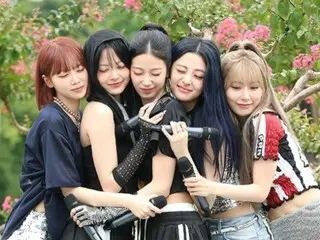 "LE SSERAFIM" menjadi girl grup K-POP pertama yang memenangkan Penghargaan Musik Internasional Khusus di "Japan Record Awards"