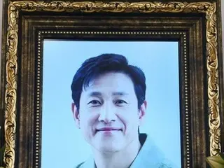 Hari ini (tanggal 27) menandai satu tahun sejak mendiang aktor Lee Seong Kyu (INFINITE) meninggal dunia, dan industri film mengingatnya dengan penuh kasih.