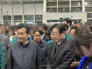 Hari keempat setelah bencana pesawat penumpang Jeju Air... Lee Jae-myung dan perwakilan Partai Demokrat tinggal di Muan untuk menghibur keluarga yang berduka = Korea Selatan