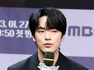 “Gaslighting dari Seo YeaJi?” Aktor Kim Jong Hyun meminta maaf atas “masalah sikapnya” enam tahun lalu di “Acting Awards” bersama Seohyun (Girls’ Generation)… “Hatiku selalu berat.”