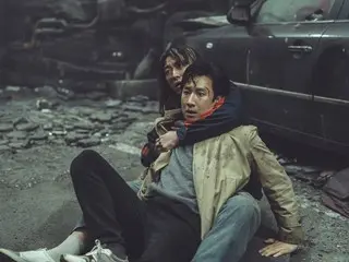 Joo Ji Hoon dan Kim Hee Won, yang mendukung blockbuster “Project Silence” yang debut di No. 1 di Korea, telah menyampaikan pesan video kepada penggemar mereka.