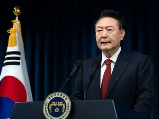 Eksekusi surat perintah penangkapan Presiden Yun Seok-Yeol... 54,4% ditangkap dengan cepat atau setelah selesai vs. 44,5% karena penyelidikan non-penahanan atau penarikan penangkapan = jajak pendapat publik Korea Selatan