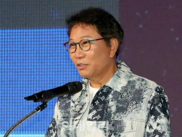 “Pendiri SM” Lee Soo Man tidak akan berpartisipasi dalam konser peringatan 30 tahun tersebut