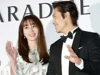 Aktris Lee Min Jung terharu dengan kejutan suaminya Lee Byung Hun... "Mungkin itu uang Oppa"