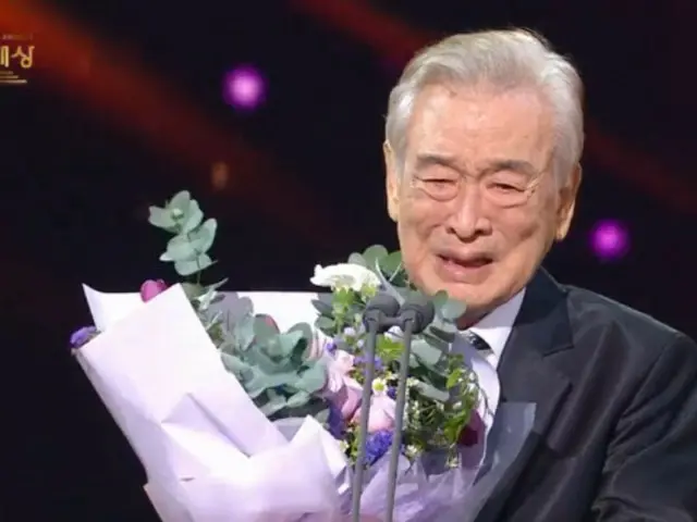 Lee Seung-jae yang berusia 90 tahun menangis setelah memenangkan hadiah utama... "Jika saya hidup cukup lama, saya akan melihat hari-hari seperti ini" = "KBS Drama Awards"