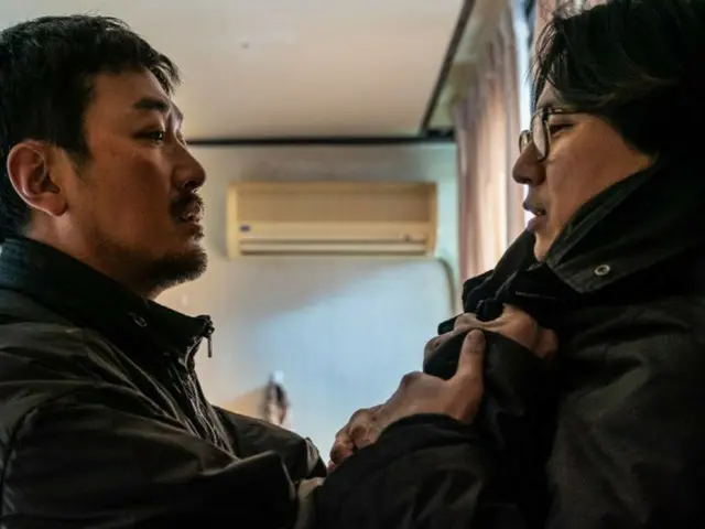 Film "Broken", Ha Jung Woo dan Kim Nam Gil... Pertunjukan aura mereka "Hubungan antara air dan minyak"