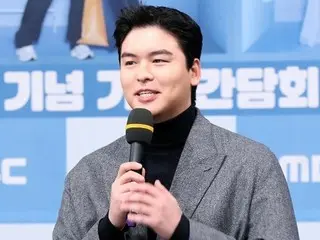 Meskipun ia adalah "putra" dari sebuah drama akhir pekan... Aktor Lee Jang Woo yang "tidak menerima tawaran" tetap merasa getir terhadap pekerjaan utamanya.