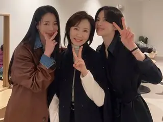 “Orang ini” yang memikat Song Hye Kyo dan Lim Jiyeon…sangat bahagia di “taman bunga”