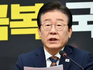 Mantan anggota parlemen Liu Seung-woo dan Lee Jae-myung keduanya mengatakan kepada perwakilan Partai Demokrat, ``Jika Anda tidak memiliki penghasilan dasar, minta maaf kepada masyarakat.'' - Korea Selatan