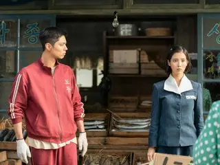 Park BoGum dan IU, chemistry terbaik yang bisa dibayangkan... "Terima kasih banyak atas kerja keras kalian" Puji Sutradara