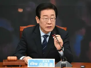 Pemimpin Partai Demokrat Lee Jae-myung: "Rasio pembayaran dividen Korea lebih rendah daripada Tiongkok...Kita perlu mengubah strukturnya" = Korea