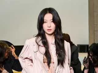 SEULGI Red Velvet berpartisipasi dalam Paris Fashion Week → comeback solo pada tanggal 10... kesuksesan yang mendominasi dunia