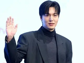 Aktor Lee Minho dan MC fan meeting Park Seulgi juga memuji kepribadiannya