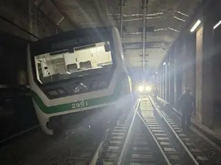 Jalur kereta bawah tanah Seoul 2 tergelincir di stasiun Shindorim...layanan dilanjutkan 9 jam kemudian