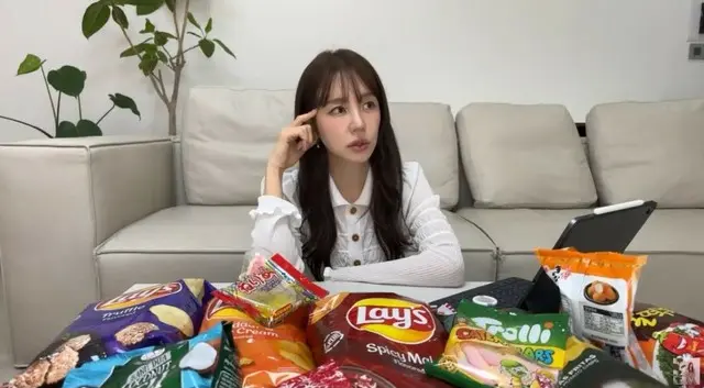 ユン・ウネ、痩せたと心配する声に「一日も休めなかった時…心配しないで」