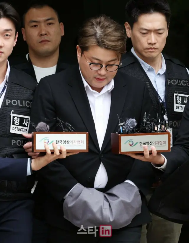 ”反省文30枚追加提出”歌手キム・ホジュン、きょう（25日）飲酒ひき逃げの控訴審