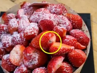 "Stroberi di kue berjamur...begitu pula jusnya" - Apa yang terjadi di toko roti populer Seishindo? = Korea Selatan