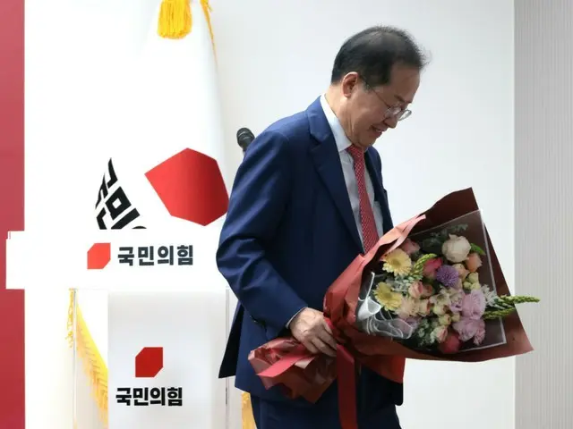 Hong Jun-pyo, yang pensiun dari dunia politik, berkata, "Saya pikir akan buruk jika saya terus berpolitik" = Korea Selatan