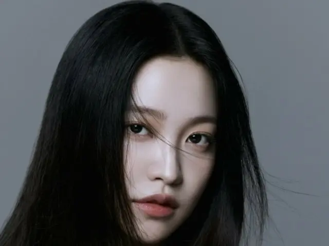 YERI Red Velvet menandatangani kontrak eksklusif dengan BLITZWAY Entertainment... Bergabung dengan agensi yang sama dengan Joo Ji Hoon & Chun Woo Hee