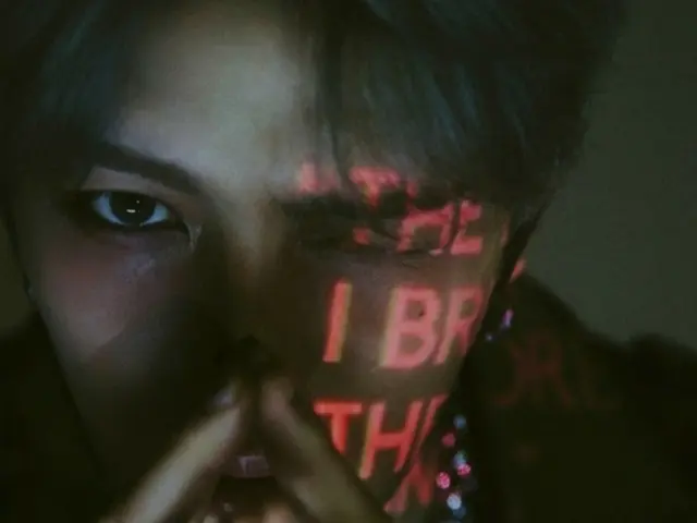 Kim J-JUN, intens dan mematikan... Konsep visual pertama untuk "Beauty in Chaos" terungkap