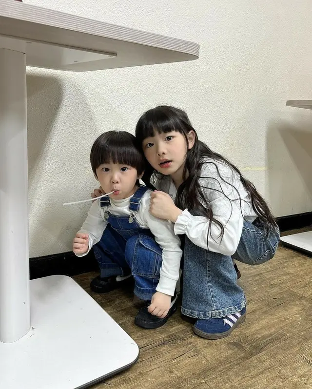 「H.O.T.」ムン・ヒジュン＆ソユル（元CRAYON POP）、娘の爆風成長「ラブリーな美貌」公開…「ママのようにガールズグループになってもいいね」
