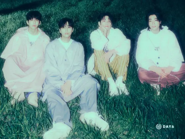 DAY6 merilis foto konsep grup untuk "Maybe Tomorrow" dengan suasana fantasi yang indah seperti malam musim semi