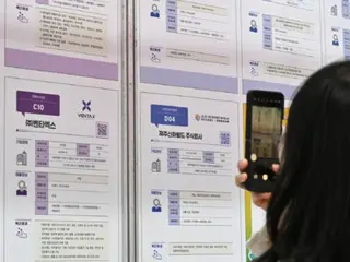 38,1% responden berusia 20-an hingga 40-an tahun "mengutamakan pekerjaan" dalam survei di Korea Selatan, meningkatkan harapan agar lebih banyak perempuan bergabung dengan dunia kerja