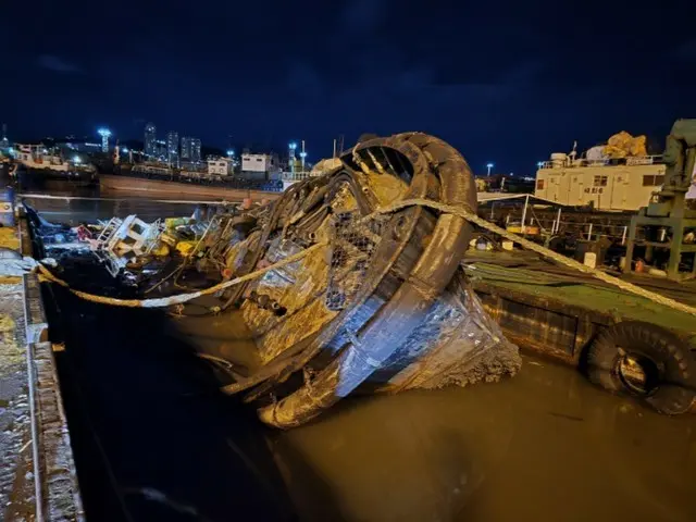397 kapal terlantar menimbulkan kekhawatiran tentang pencemaran pesisir dan pelabuhan...Polisi Maritim Korea Selatan akan melakukan penyelidikan secara nasional