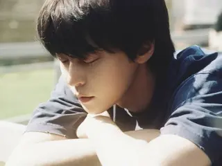 DOYOUNG NCT membuka ruang di mana musik dan emosi bersemayam