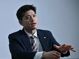 Kim Yong-tae, ketua Komite Tanggap Darurat Kekuatan Rakyat, mengatakan, "Kita akan menang melalui pertempuran tiga arah" (Korea Selatan)
