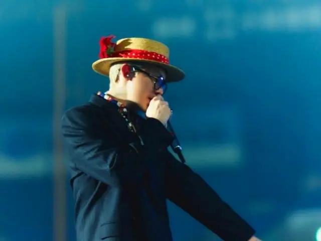 G-DRAGON (BIGBANG) mengundang atlet para Jepang termasuk perenang para Kota Kubota ke konser Osaka