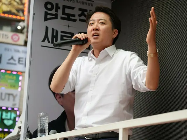 Calon Lee Jun-seok: "Lee Jae-myung berusaha menjadi 'raja'"... "Awal kediktatoran" = Korea Selatan