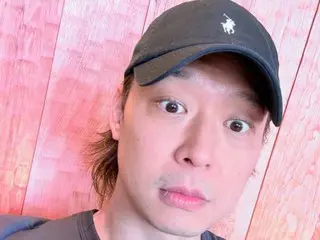 Yucheon (Mickey JYJ), situasi terkini yang cerah...selfie dengan mata terbuka lebar dan wajah polos terungkap