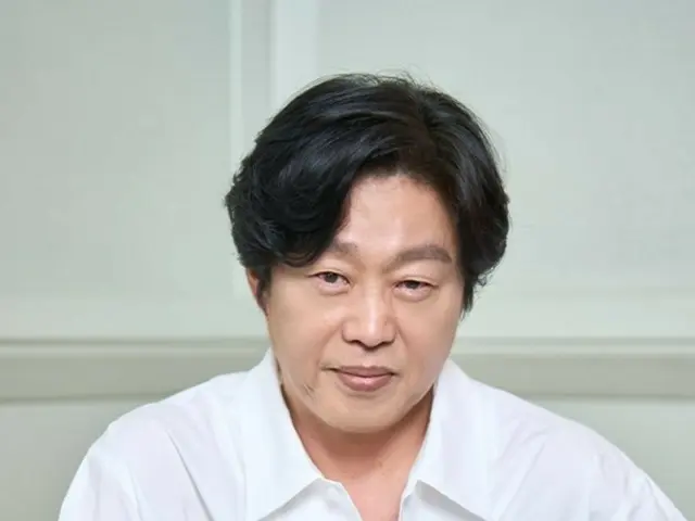 Kim Hee Won dari film "Hi.5": "Shin Gu sebenarnya ingin jatuh cinta jika dia lebih muda"