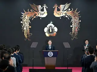 Presiden Lee memulai tata kelola kolaboratif...mengusulkan "promosi janji bersama untuk pemilihan presiden" kepada People Power