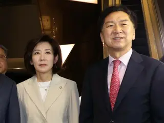 "Lebih penting daripada pemimpin partai"... Perebutan posisi pemimpin partai oposisi "Kekuatan Rakyat" berlangsung sengit minggu ini - Korea Selatan
