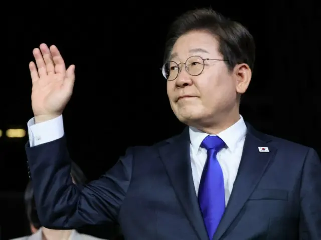 Sidang Presiden Korea Selatan Lee ditunda satu per satu = Dasar putusan pengadilan adalah "hak istimewa tidak dituntut" berdasarkan Pasal 84 Konstitusi