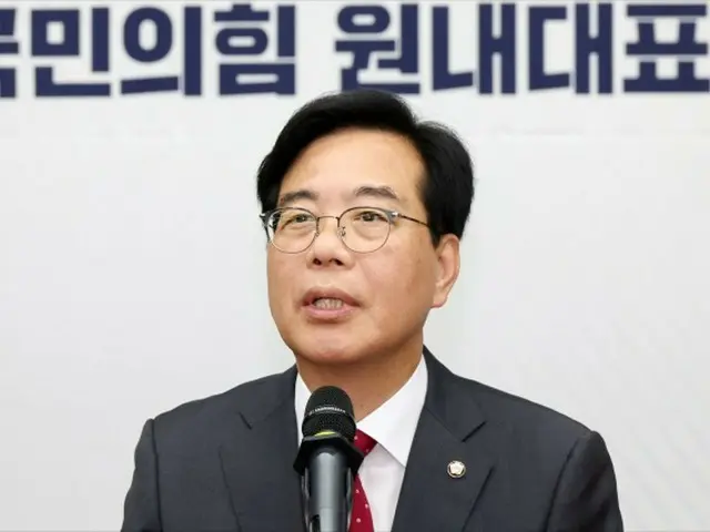 Presiden Lee Jae Myung mengusulkan makan siang bersama bagi para pemimpin partai berkuasa dan oposisi... Pemimpin partai National Power Song Eon Seok mengatakan "komunikasi antara para pemimpin adalah dasar untuk pemerintahan bersama" (Korea Selatan)