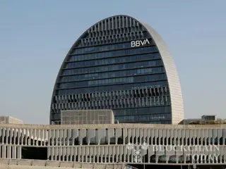 Bank Spanyol BBVA menyarankan klien kaya untuk mengalokasikan "hingga 7% dari portofolio mereka" ke mata uang kripto