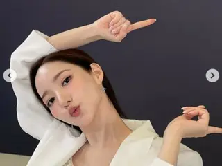Park Min Young, wajah cantik dan pesona yang menyenangkan... visualnya juga memukau hari ini