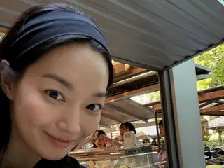 Aktris Shin Min A, saat masih remaja menjadi model majalah... "Saya suka Praha"