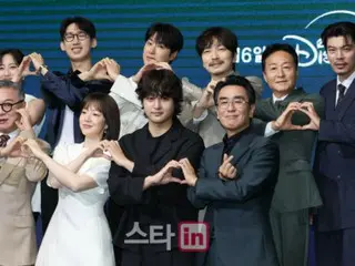 [Foto] Yunho (U-KNOW) (TVXQ), Lim Soo Jung, Ryu Seung Ryong dan lainnya menghadiri presentasi produksi drama baru "Pine Outlaws"