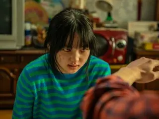 Choi Yuri memancarkan pesona menawan sebagai seorang putri yang menjadi zombie dalam film "My Daughter Became a Zombie"