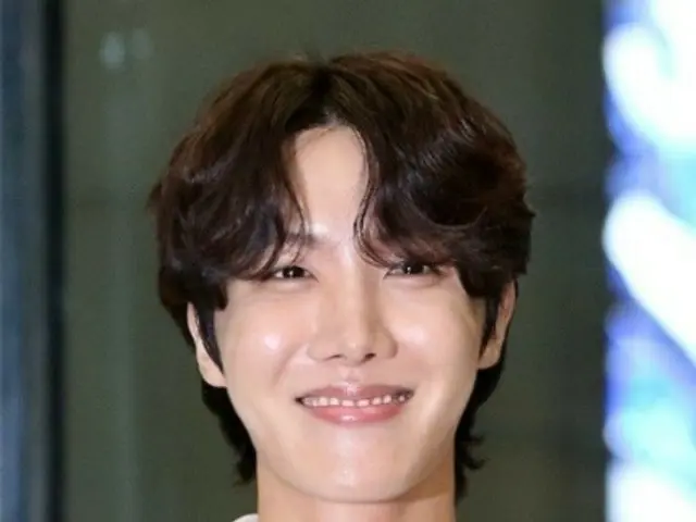 "Sebanding dengan Michael Jackson"... Tarian J-HOPE BTS dipuji di acara TV Jepang