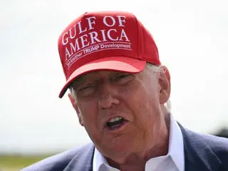 Komite Hubungan Luar Negeri Senat AS memperingatkan dalam sebuah laporan bahwa "diplomasi Trump telah menjauhkan kita dari sekutu kita, seperti Jepang dan Korea Selatan, dan hanya memperluas pengaruh Tiongkok."