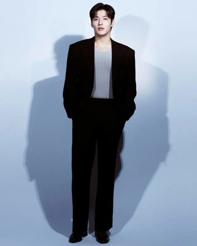 カン・ハヌル、「『イカゲーム3』ではイ・ジョンジェがにらむシーンは怖いと思ったが、ミームになって不思議」