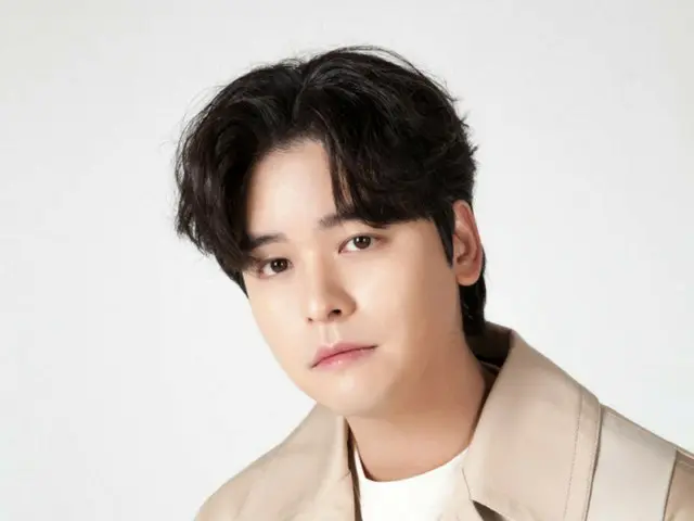 Aktor Lee Jang Woo bantah tudingan selingkuh dengan selebriti pria yang akan segera menikah