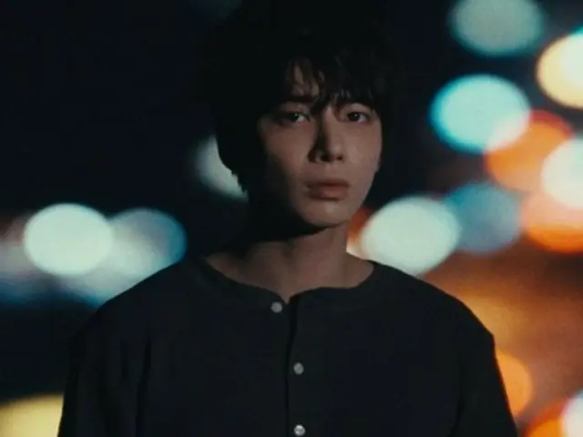 「TOMORROW X TOGETHER」テヒョン、ソロ曲「Bird of Night」MV公開…“やつれて乾いた顔を見せたかった”